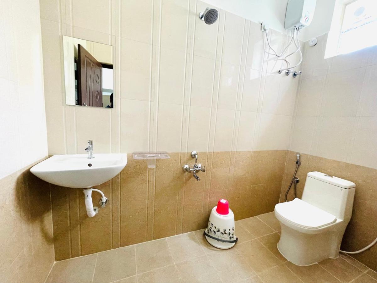 Lsr Service Apartments Tirupati Dış mekan fotoğraf