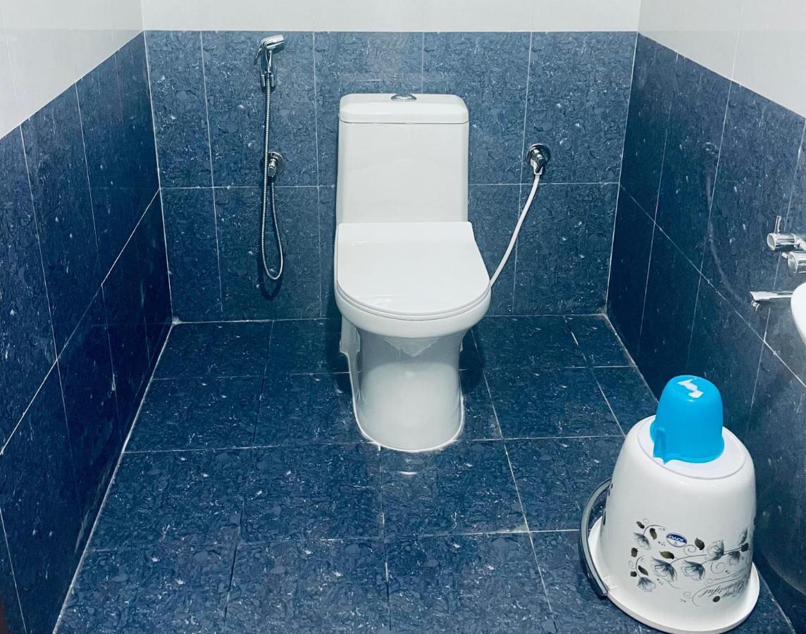 Lsr Service Apartments Tirupati Dış mekan fotoğraf