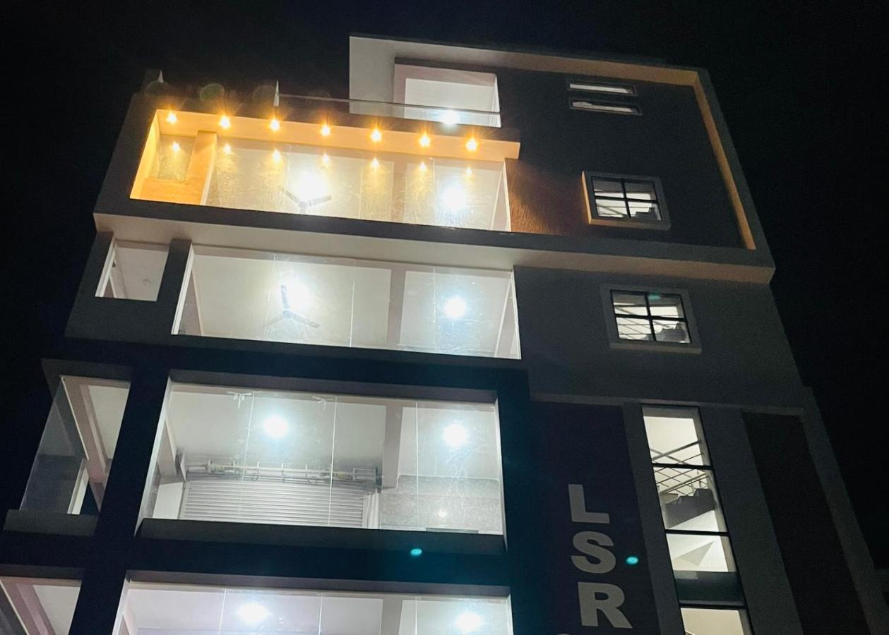 Lsr Service Apartments Tirupati Dış mekan fotoğraf