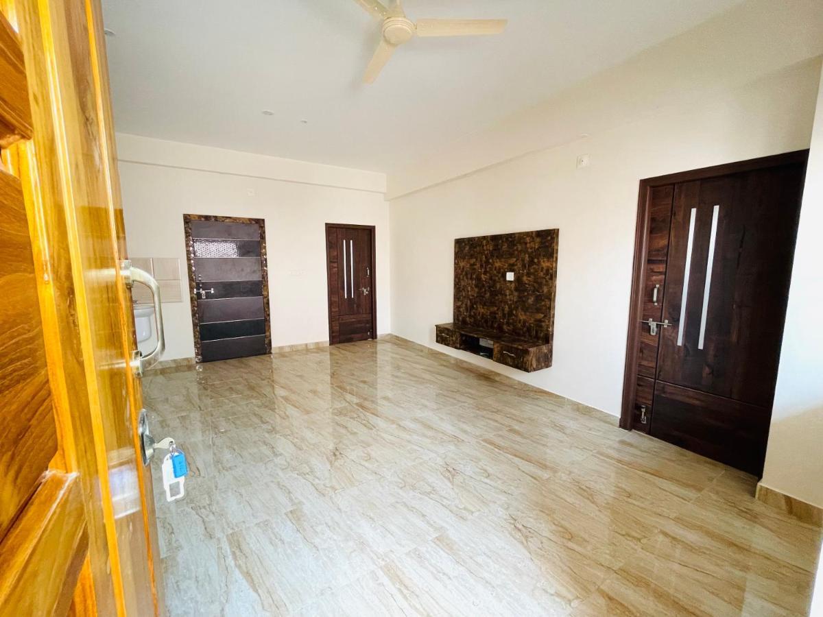 Lsr Service Apartments Tirupati Dış mekan fotoğraf