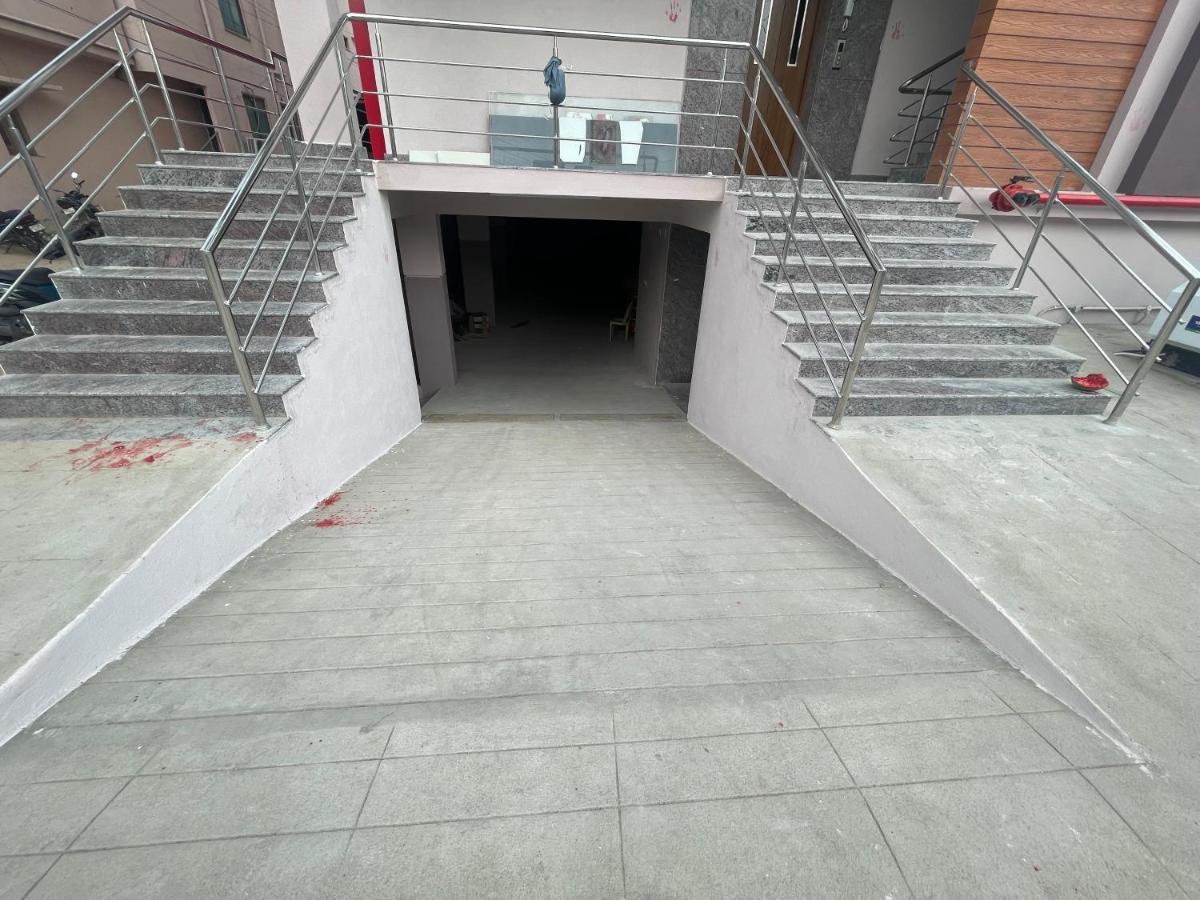 Lsr Service Apartments Tirupati Dış mekan fotoğraf
